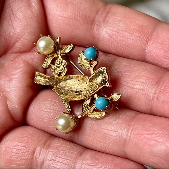Vintage Bird Faux Pearls Turquoise Miniature Gold Tone Unsigned Brooch Pin - Picture 8 of 10